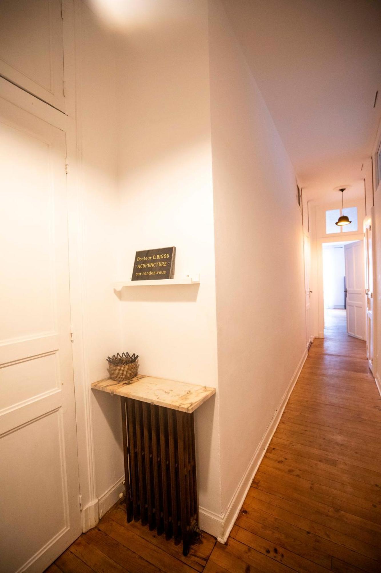 L'Appartement Lieu De Qualite En Centre Ville De Pau Eksteriør bilde