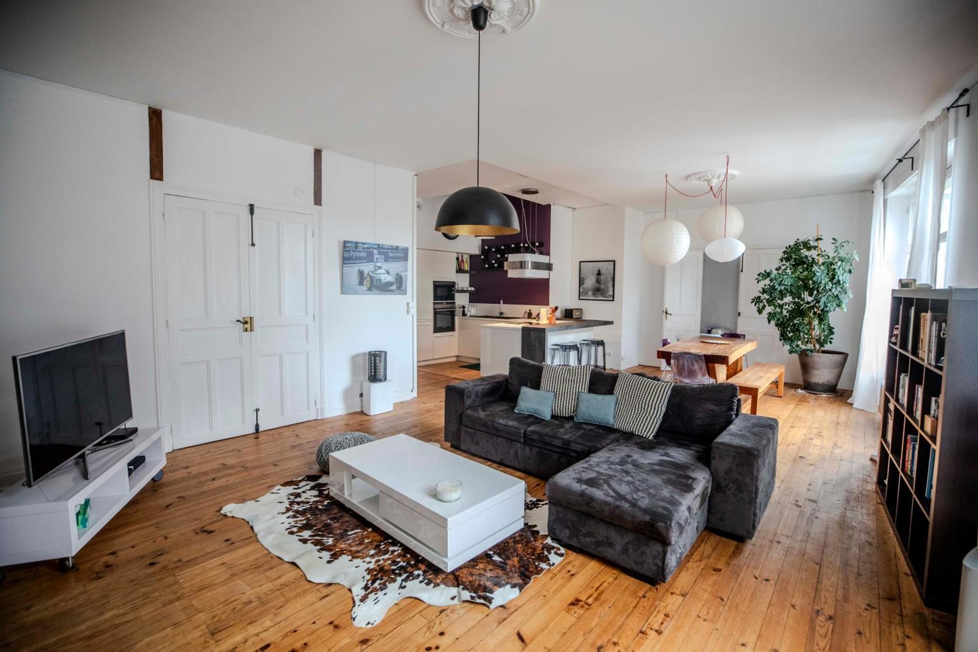 L'Appartement Lieu De Qualite En Centre Ville De Pau Eksteriør bilde